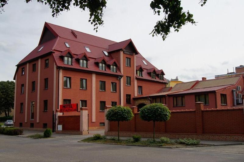 Hotel Krystyna Szczytno  Buitenkant foto