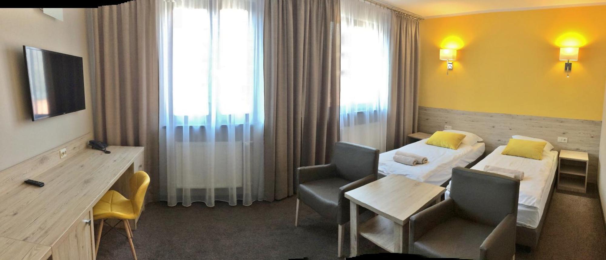 Hotel Krystyna Szczytno  Buitenkant foto