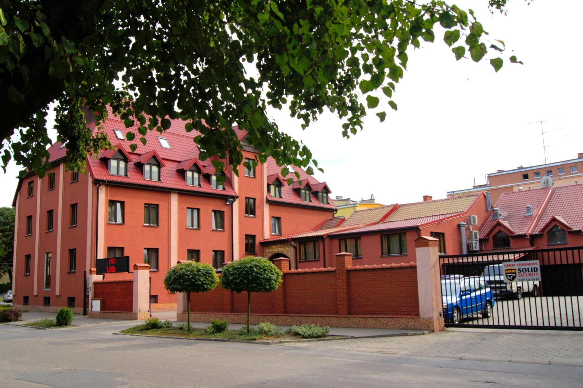 Hotel Krystyna Szczytno  Buitenkant foto